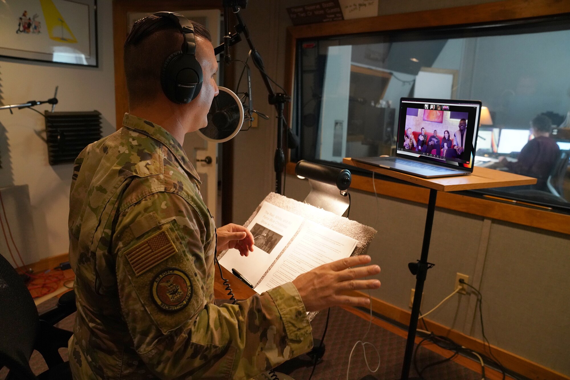 Air Force sergeant conducts a virtual interview with a cappella group Pentatonix