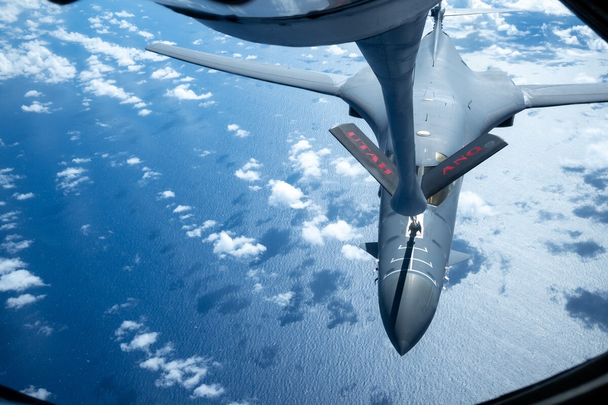 B-1B Lancers, A-10C Thunderbolts fly aerial integration sortie over Pacific Ocean