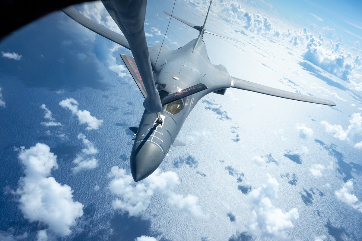 B-1B Lancers, A-10C Thunderbolts fly aerial integration sortie over Pacific Ocean