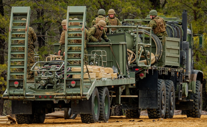U.S. Marines with 6th Engineer Support Battalion Bulk Fuel Company B, 4th Marine Logistics Group conducting field training with the new Expeditionary Fuel Dispensing System, or EFDS. EFDS is a new program of record that reconfigures capabilities existent in legacy fuel systems, such as the Amphibious Assault Fuel System and the Tactical Airfield Fuel Dispensing System into smaller, more agile expedient capabilities. (U.S. Marine Corps photo by Cpl. Ryan Schmid)