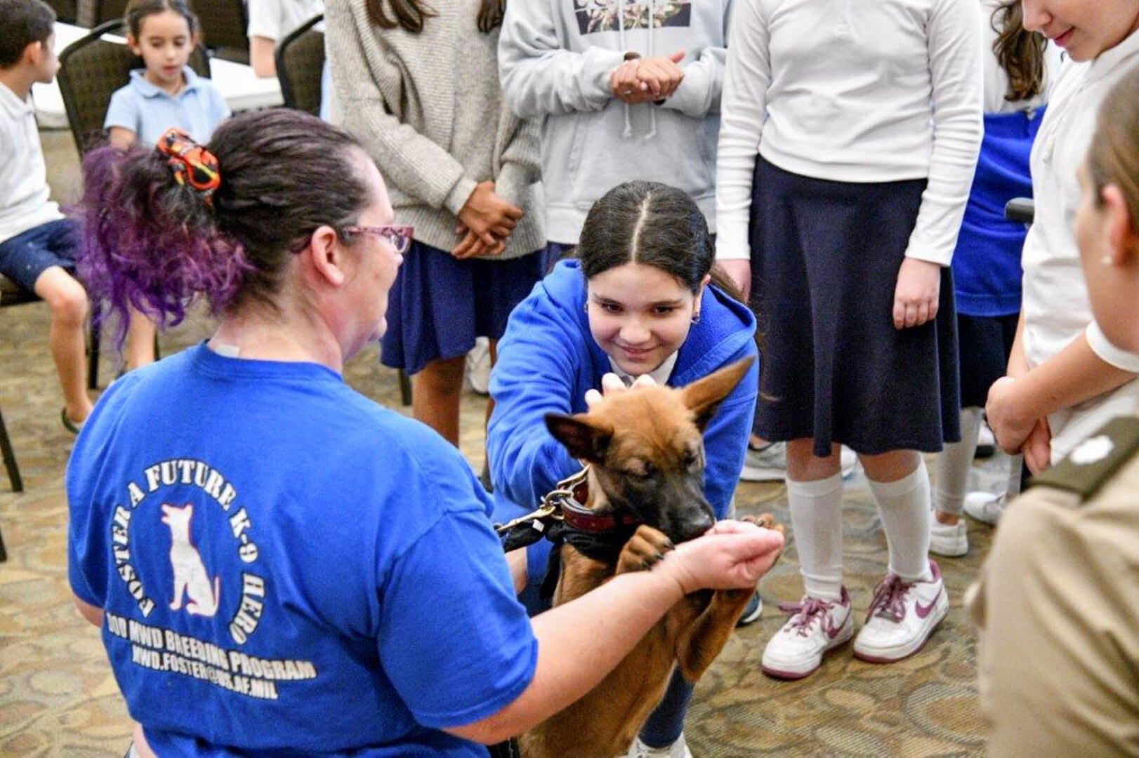 Students meet military working dog