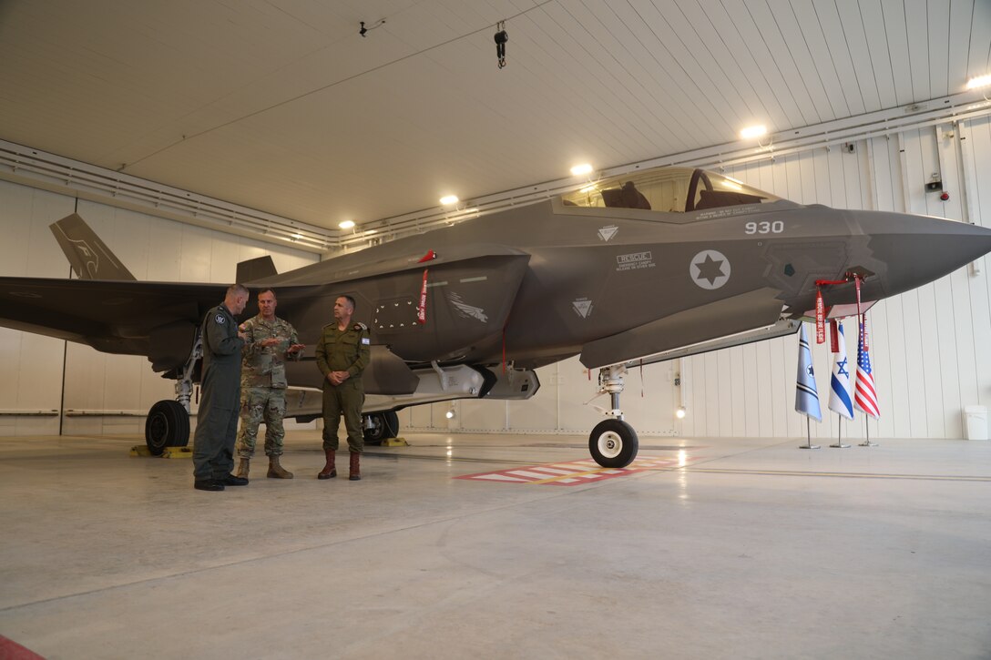 Tel Aviv, Israel – General Michael “Erik” Kurilla, commander of U.S. Central Command, made his fourth visit to the Israeli Defense Forces in Israel, Nov. 15, 2022, since assuming command of CENTCOM seven months ago.

During the visit, Kurilla, alongside commanding general of the IDF Northern Command, Major General Ori Gordin, visited the Rosh HaNikra crossing point on the Blue Line between Israel and Lebanon and the Alpha Line between Israel and Syria on the Golan Heights. Gordin presented Kurilla with an overview of the security challenges along each border, the threat posed by Hezbollah in the area, and the IDF focus on security.