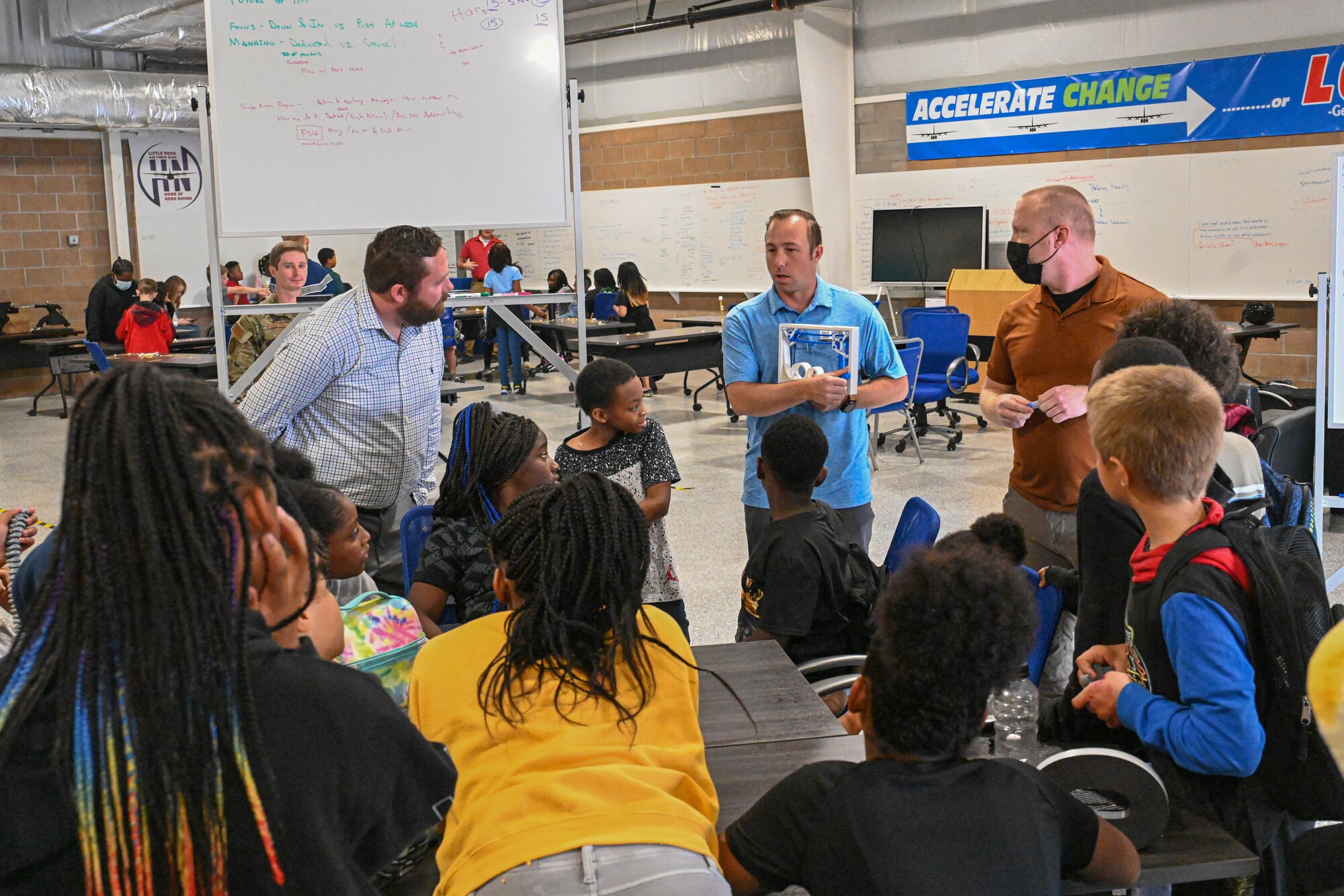 A group of people have a discussion.