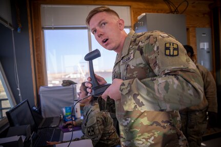 807th Medical Command (Deployment Support) Headquarter and Headquarters Company weapons qualification