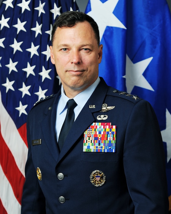 This is the official photo of Maj. Gen. Dagvin R.M. Anderson.