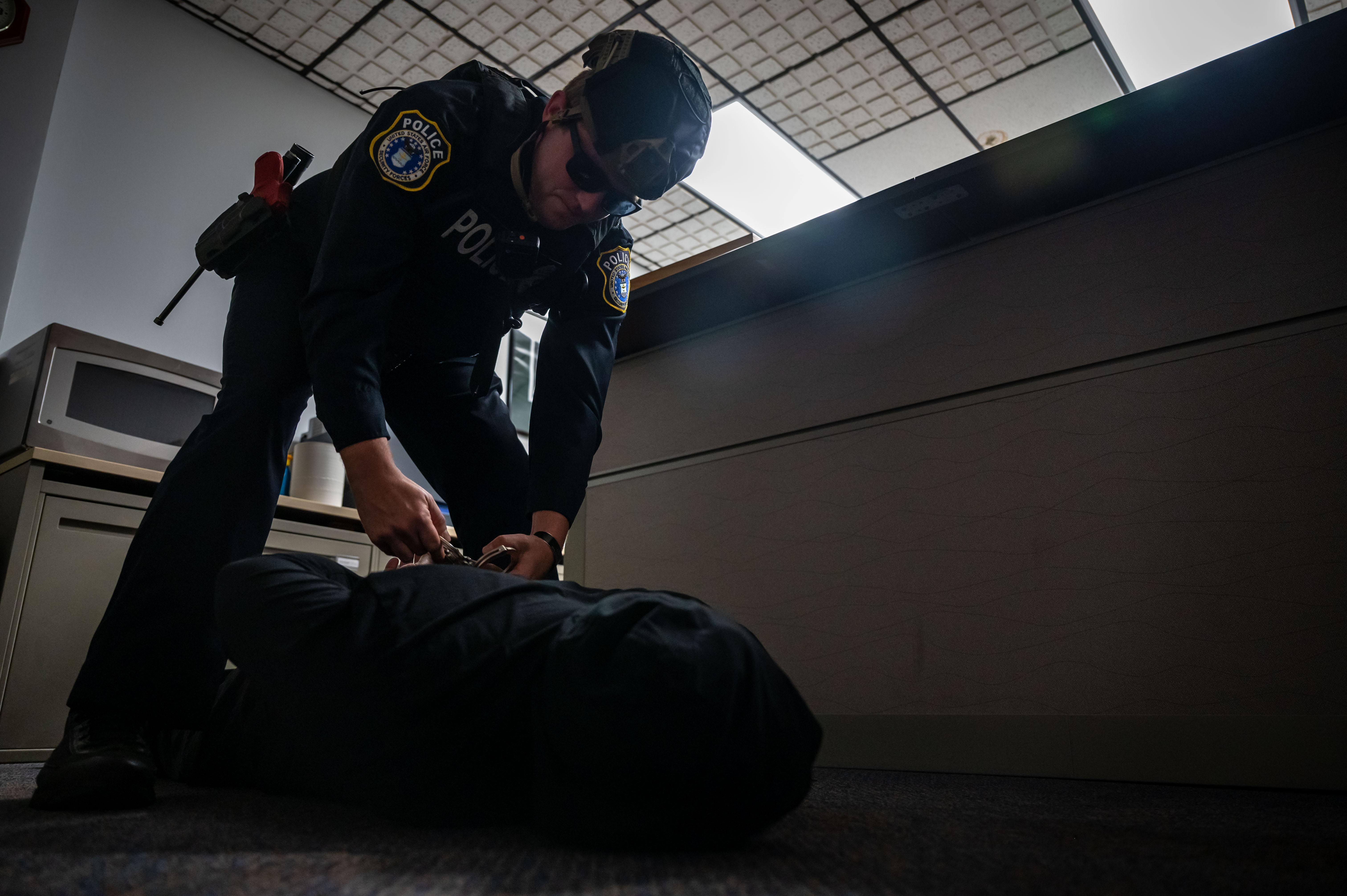 Active Shooter Myths That Could Get You Killed - pg3e2mb