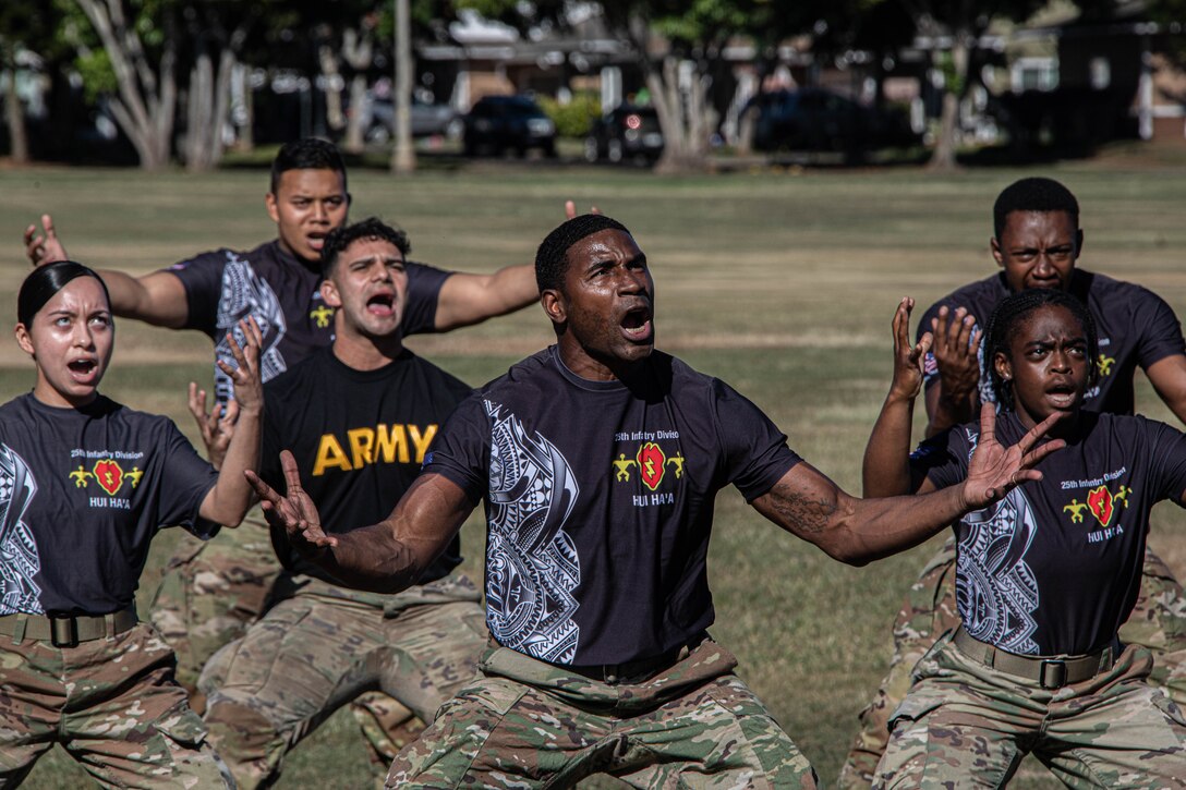 25th Infantry Division performed a cultural exchange between the Indonesian Army and the Royal Thai Army on Schofield Barracks, Hawaii, Oct. 30, 2021. 25th Inf. Div. held a cultural exchange at the closing ceremony for Joint Pacific Multinational Readiness Center (JPMRC). ( U.S. Army photo by Pfc. Daniel Proper, 25th Infantry Division)