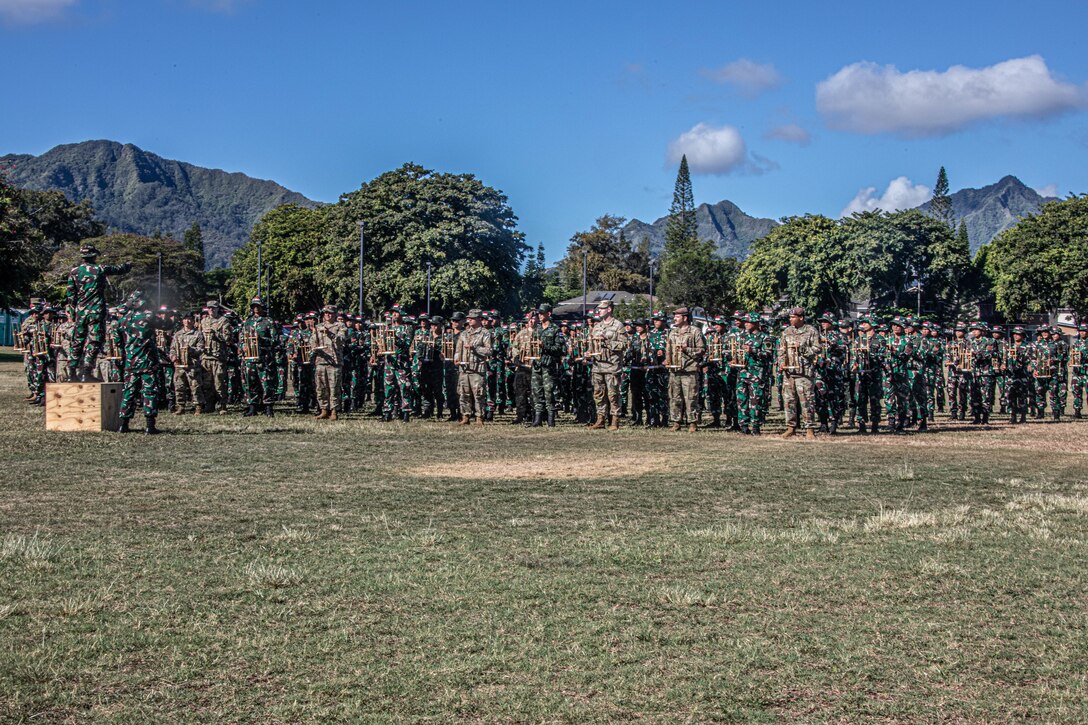 25th Infantry Division performed a cultural exchange between the Indonesian Army and the Royal Thai Army on Schofield Barracks, Hawaii, Oct. 30, 2021. 25th Inf. Div. held a cultural exchange at the closing ceremony for Joint Pacific Multinational Readiness Center (JPMRC). ( U.S. Army photo by Pfc. Daniel Proper, 25th Infantry Division)