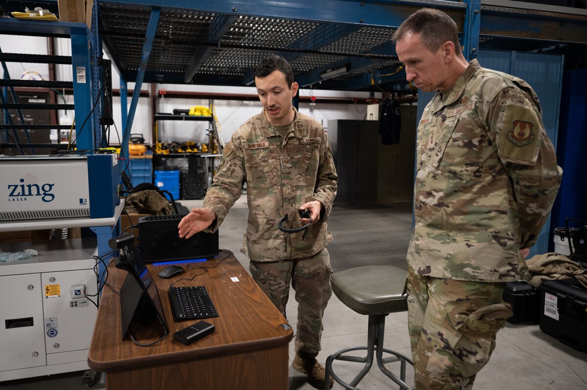 Image of Airmen