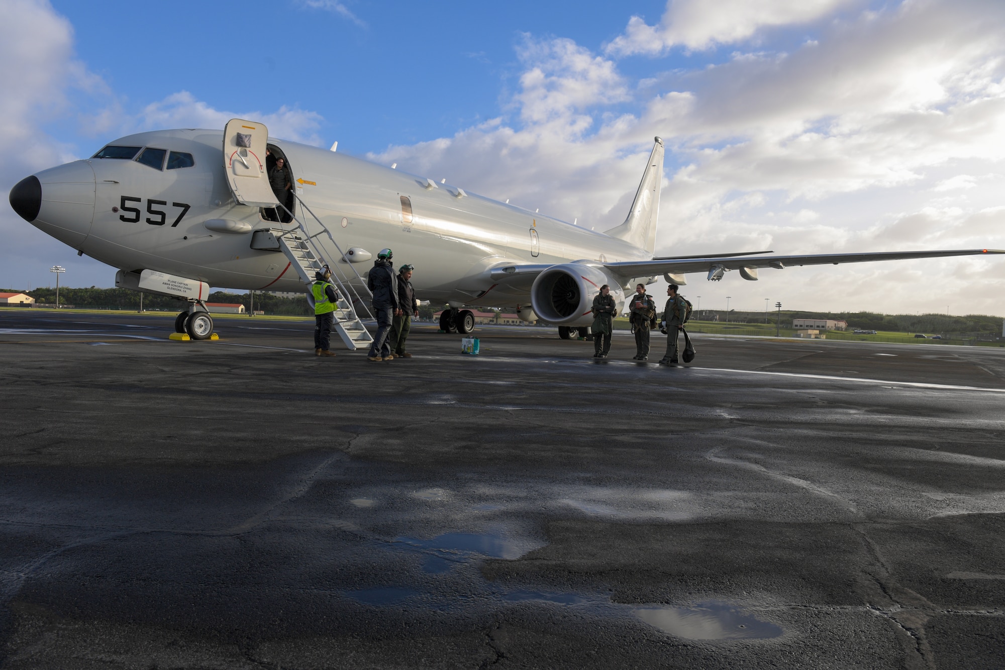 group boards plane