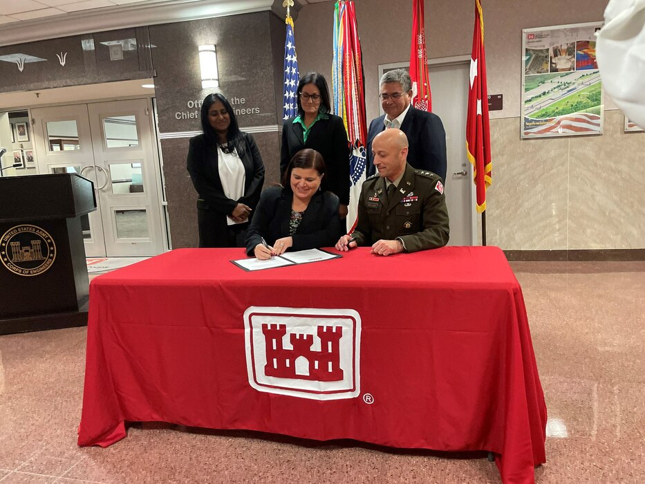 The U.S. Army Corps of Engineers and the American Indian Science and Engineering Society signed a partnership agreement today that provides Native American students with formal access to Army Science, Technology, Engineering and Math job and educational opportunities.

The agreement, a memorandum of understanding, was signed by Lt. Gen. Scott A. Spellmon, U.S. Army Corps of Engineers commanding general; and Ms. Sarah EchoHawk, American Indian Science and Engineering Society chief executive officer.

“By signing this memorandum of understanding, we are literally opening the doors to the USACE,” said Spellmon.

The MOU provides USACE opportunities to better engage with Native Americans through job fairs, career days, engagement with the USACE workforce, and access to projects, labs and research.  It also provides employment opportunities for Indigenous peoples to contribute their passion, talent and ingenuity toward enhancing the USACE workforce.