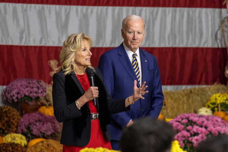 The visit was part of the ongoing White House initiative Joining Forces to support military families, which includes those of veterans, and caregivers and survivors.