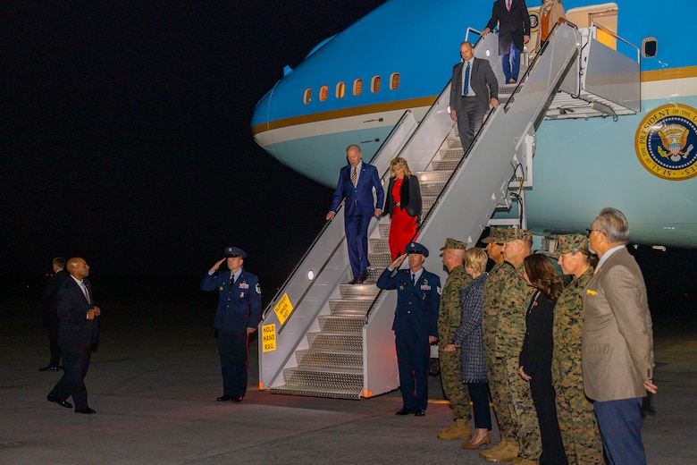 The commander in chief and first lady, alongside renowned Chef Robert Irvine, served military and families meals for Friendsgiving to recognize the sacrifices they make while serving the nation, especially during the holidays. Their visit was part of Joining Forces, a White House initiative to support military families.