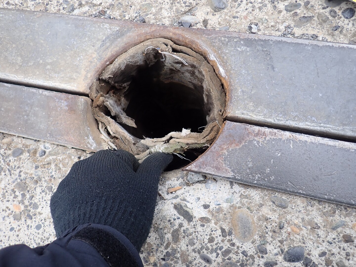 An example of a waterstop that needs replaced