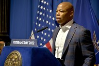 353 CACOM engage key leaders during New York City Mayoral Veterans Day Breakfast