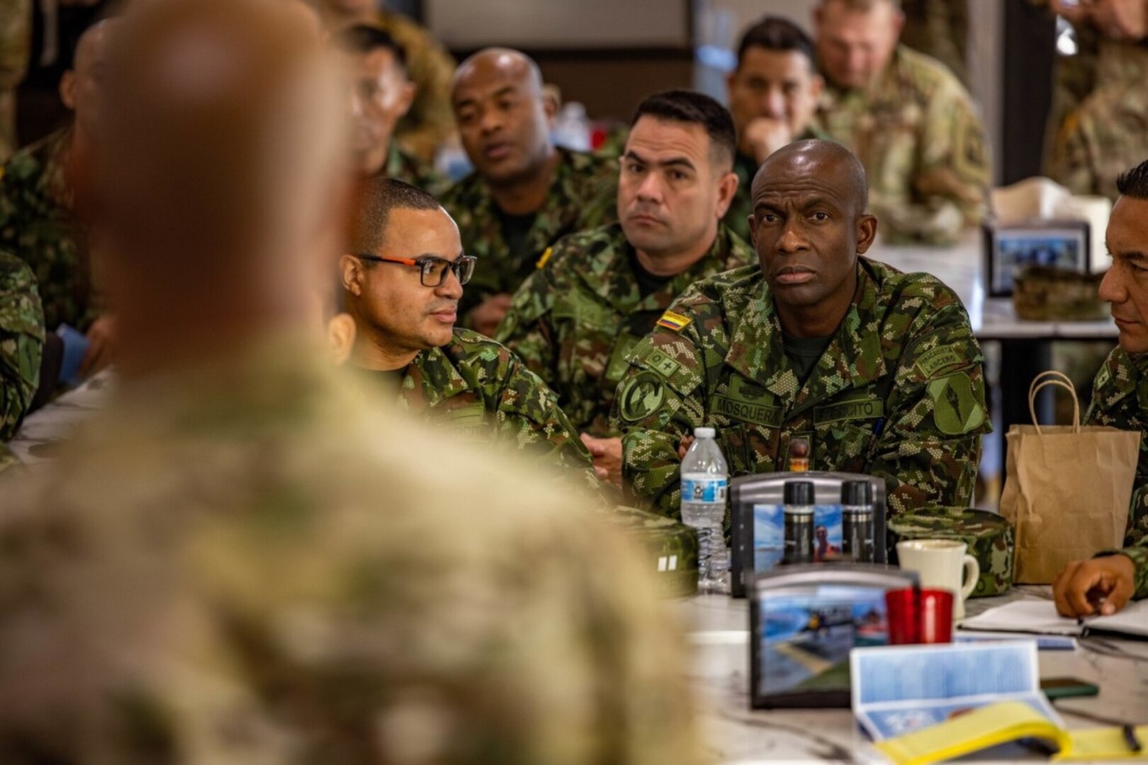 US Army hosts professional development exchange with Colombian NCOs