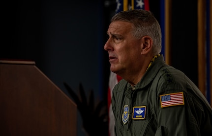 Gen. Mike Minihan answers questions from Airmen.