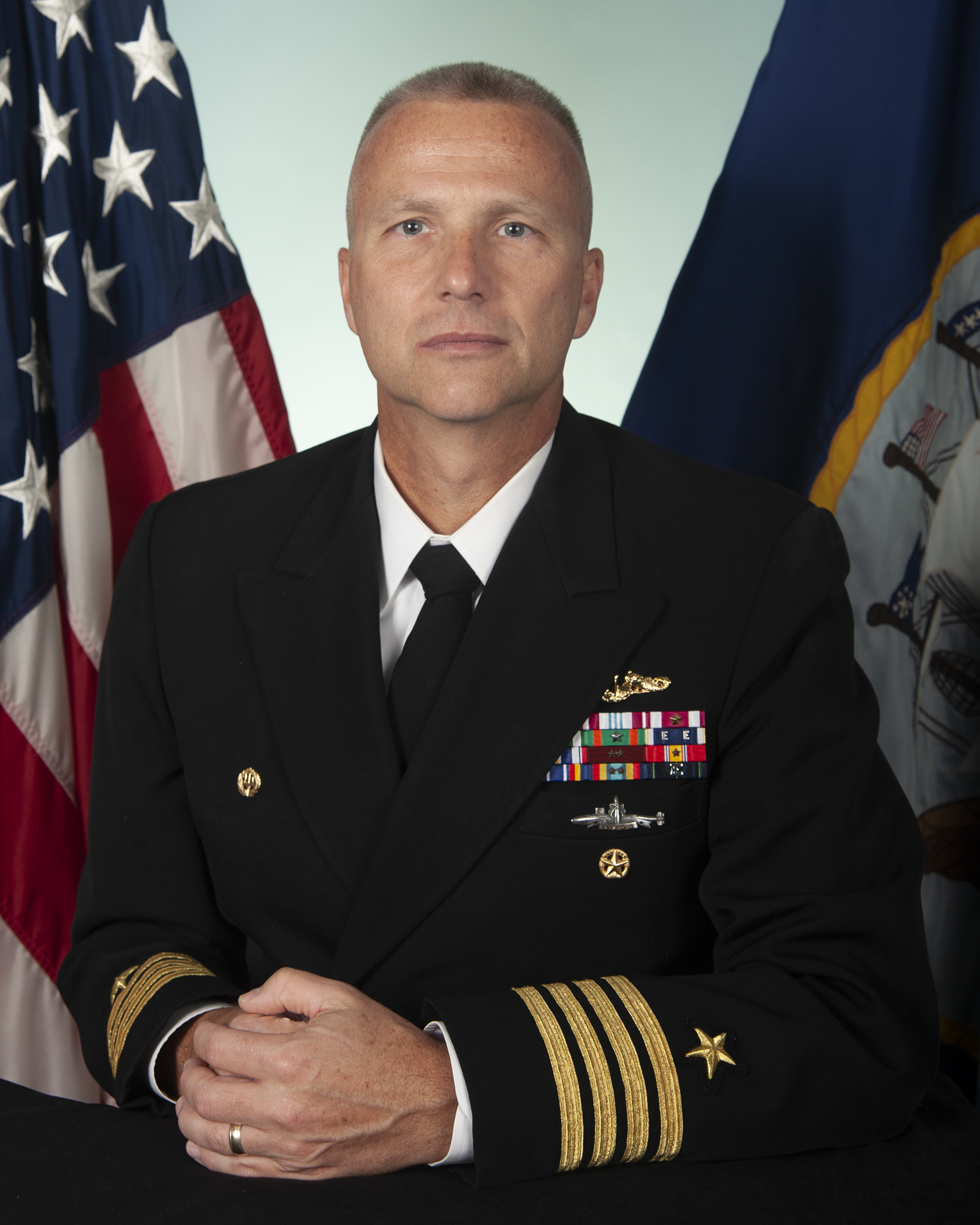CO > Commander, Navy Region Mid-Atlantic > Bio Detail
