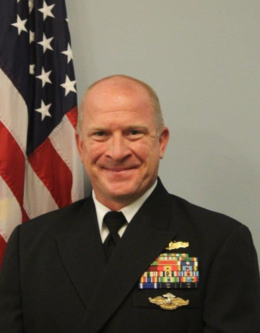 XO > Commander, Navy Region MidAtlantic > Bio Detail