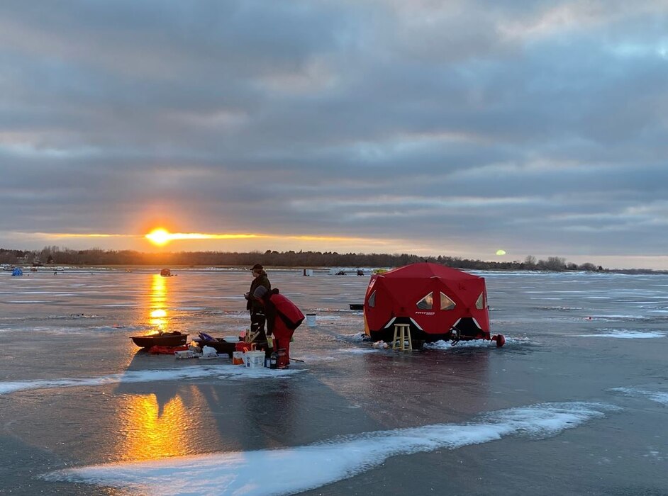 Lake Sakakawea ice fishing.
