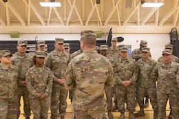 Chief of staff speaks to deploying Soldiers