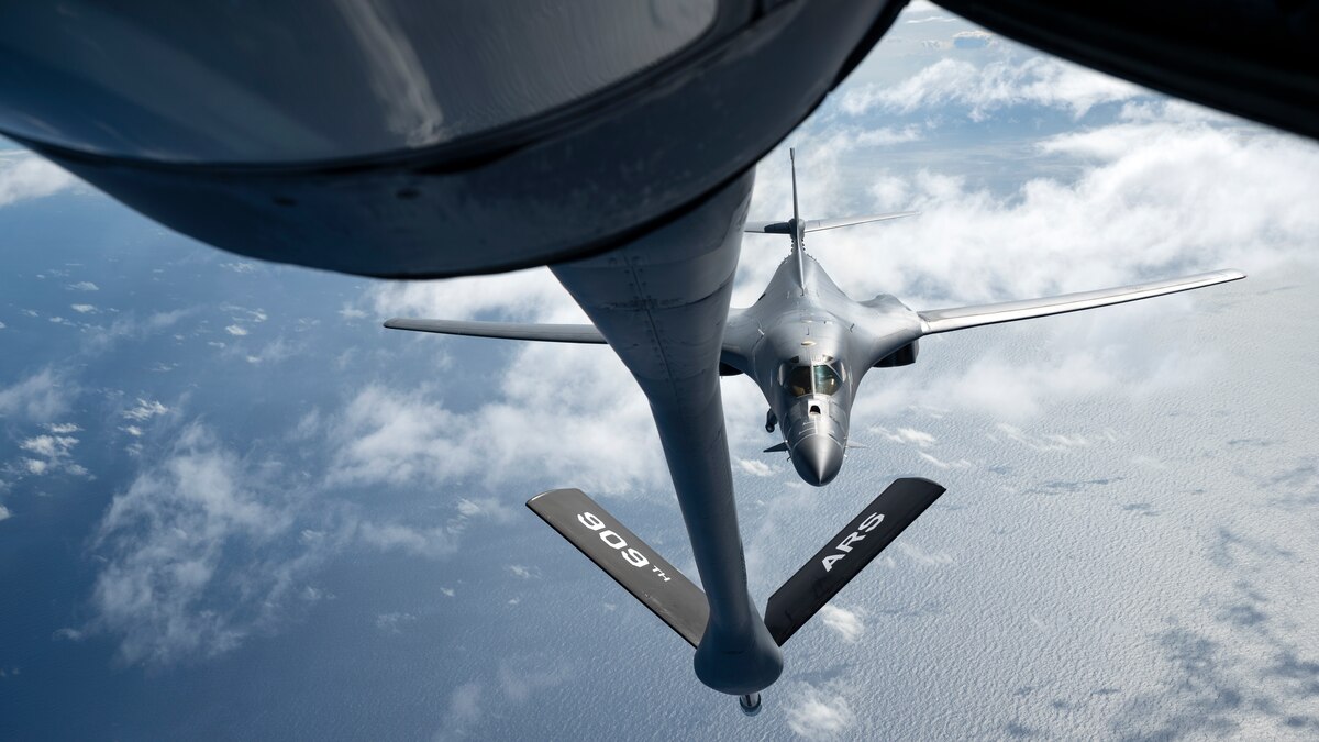 909th Air Refueling Squadron delivers fuel to B-1B Lancers