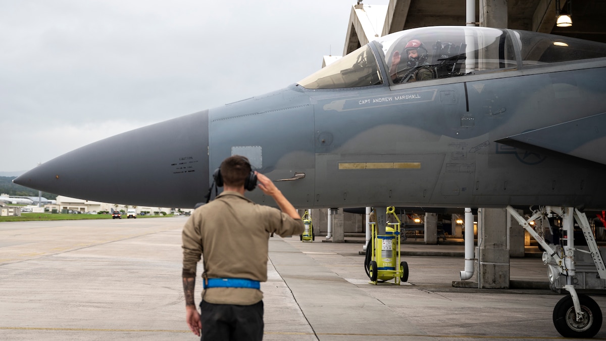 ラスト1枚！ 67FS パッチ F-15C 退役記念 嘉手納基地 嘉手納基地 F-15C 44FS 67FS 引退記念パッチ 貴重 - メルカリ