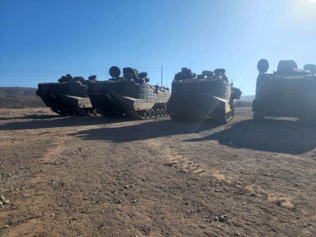 Assault Amphibian Vehicle (AAV) RB1 5-22, RB1 and RB2 instructors conducting land driving operations, TA Tango with P7 and R7 AAVs.