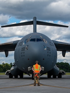 Airman recovers a C-17 Globemaster III.