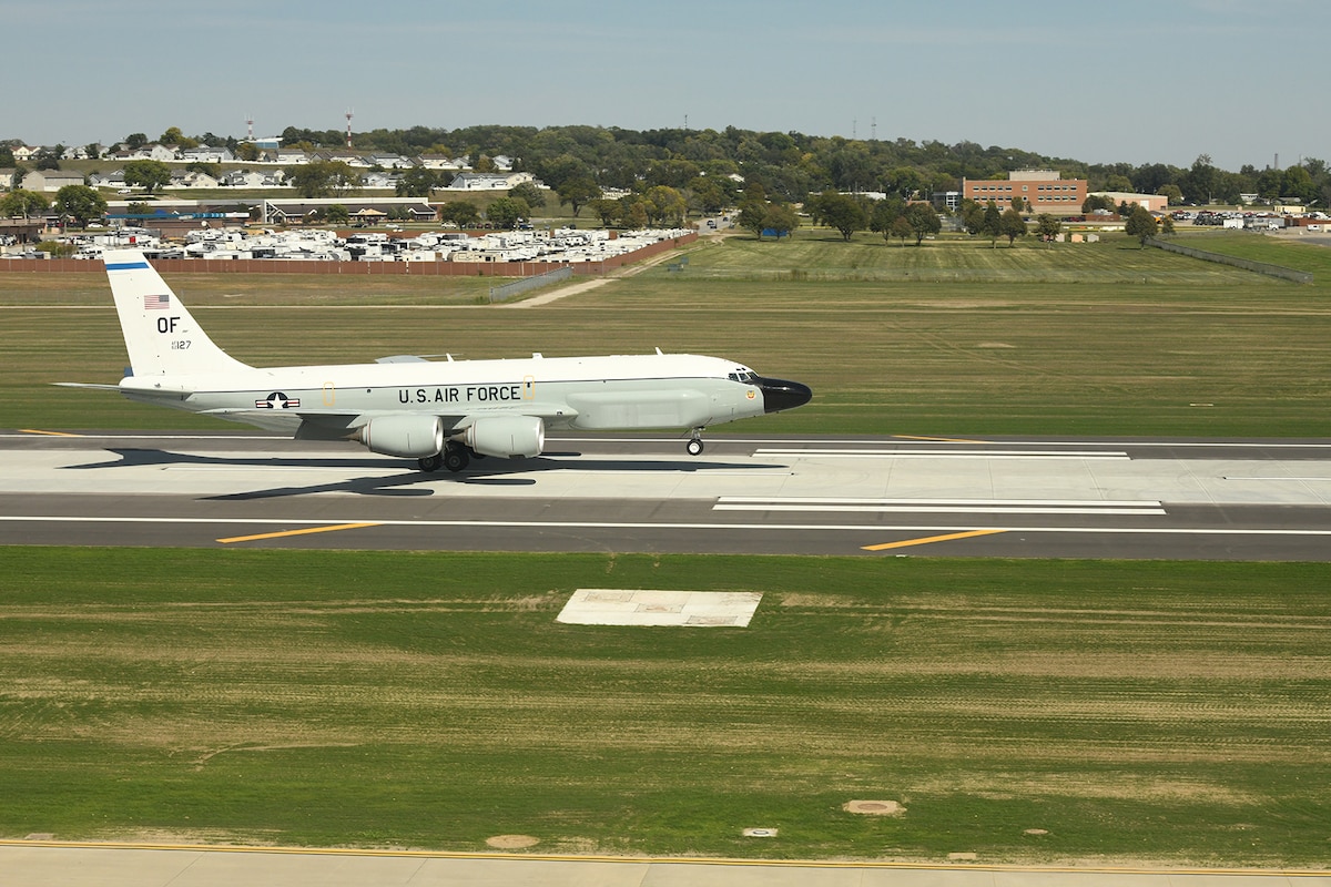 TC-135 aircraft lands on runway