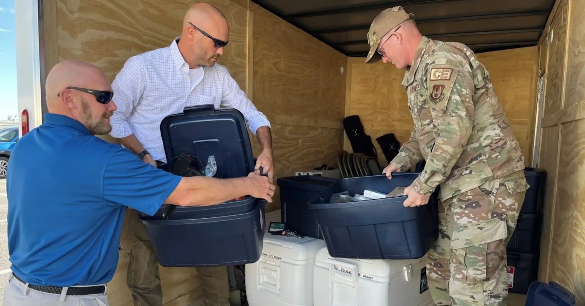 Team loading truck