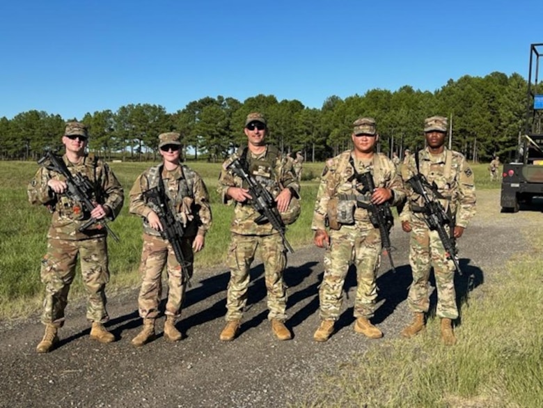 375th EN Co. Team.
SSG Ryan Turner, SGT Machaela Jex-Pirtle, WO1 Shane Henry, SSG Jason Brothers, SPC Tyler Patterson