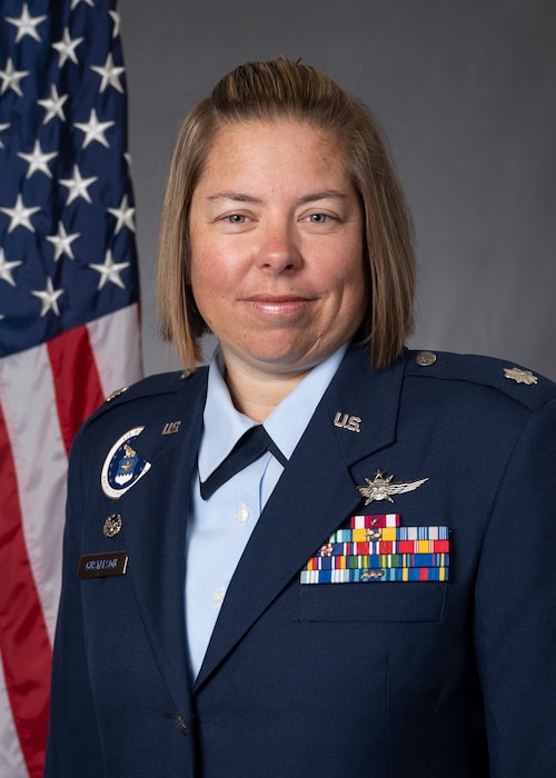 Official photo of Lt. Col. Christina Gustafson, 313th Recruiting Squadron, commander