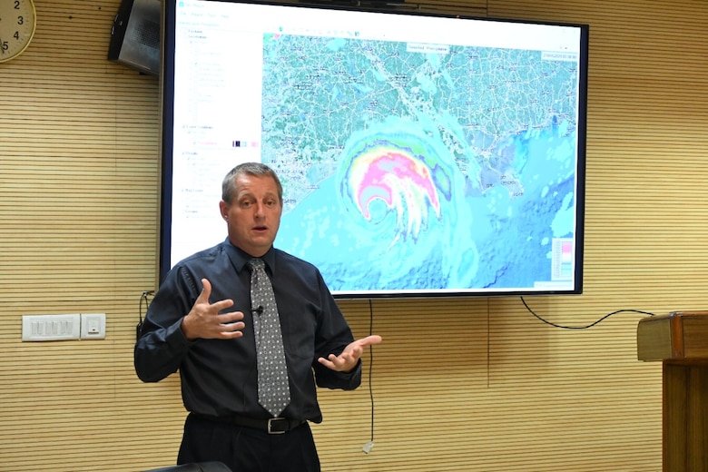 ALEXANDRIA, Va. -- Stanford Gibson, a senior hydraulic engineer from the U.S. Army Corps of Engineer - Institute for Water Resources, Hydrologic Engineering Center delivered training in Roorkee, India from Sept. 26-29 on their modeling and simulation software, known as HEC-RAS (River Analysis System).