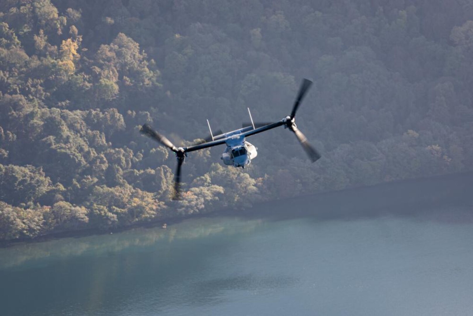 VMM-265 conducts Low Altitude Tactics training at 300 feet