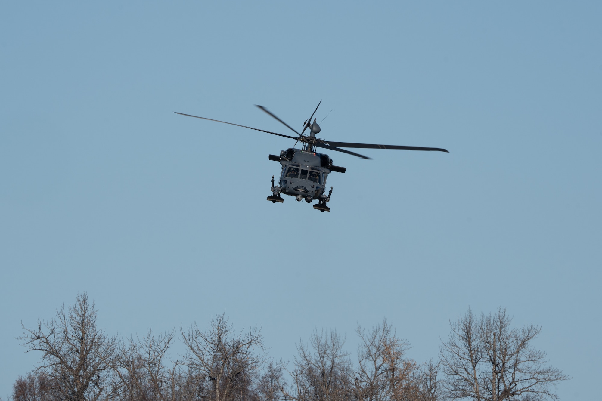 An Alaska Air National Guard HH-60G Pave Hawk flying