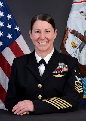 Official Portrait of Cryptologic Technician Interpretive Master Chief Laura T. Stout