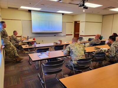 Army Reserve career counselors prep for new year