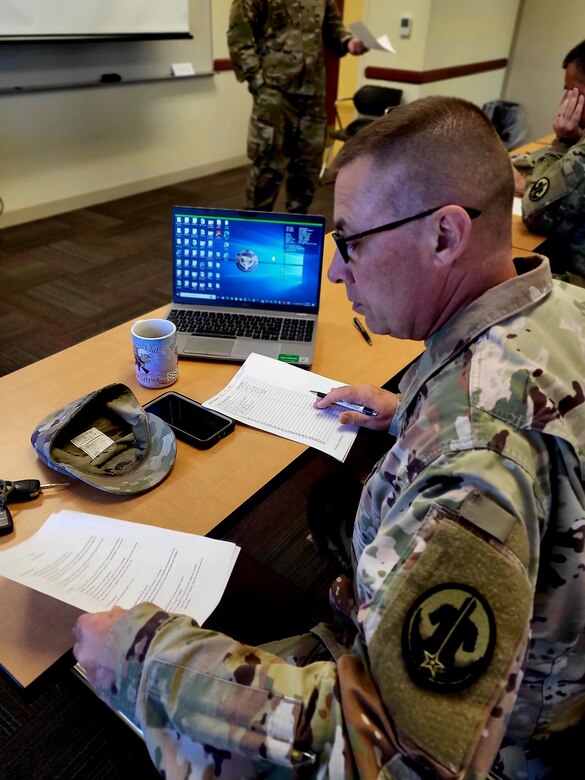 Army Reserve career counselors prep for new year