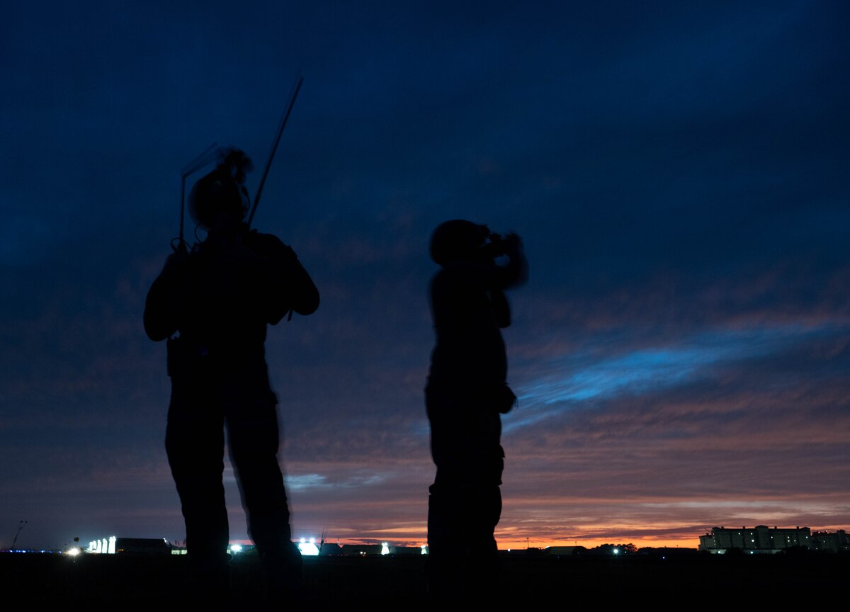 Operators participating in joint training between U.S. and Republic of Korea (ROK) special operations forces, await other team members
