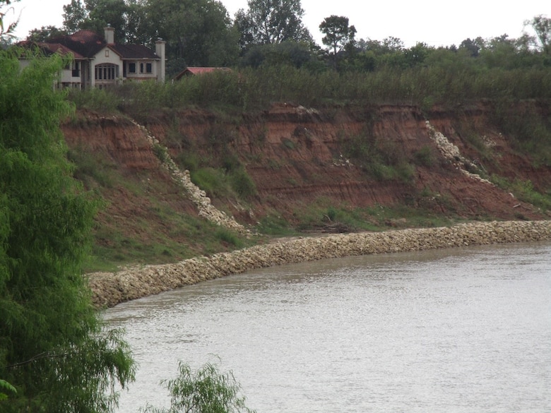 Figure 4. Longitudinal Fill Stone Toe Protection (LPFSP) on the Brazos River, near Richmond, TX