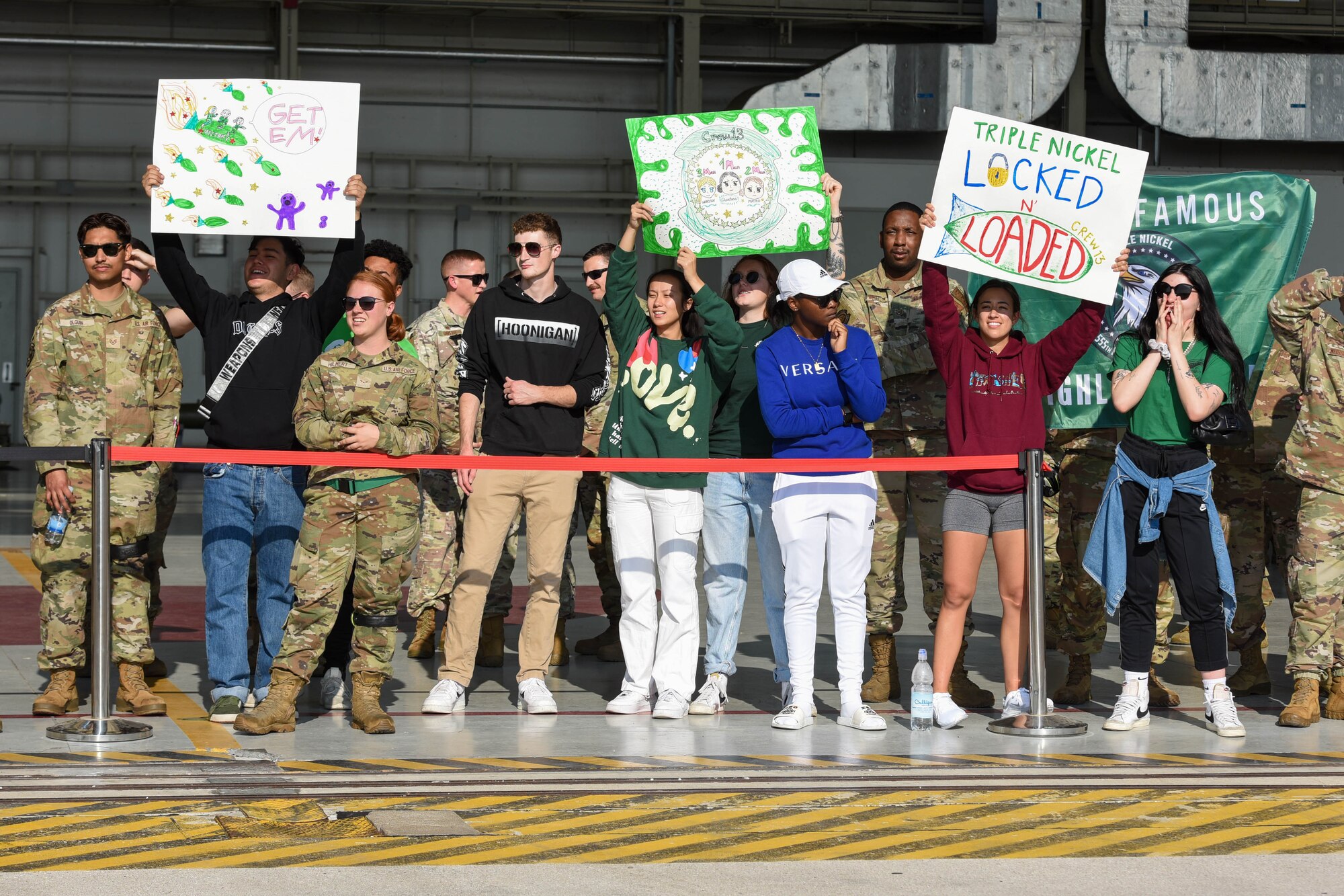 U.S. Air Force Airmen assigned to the 31st Fighter Wing support members from the 555th Fighter Generation Squadron during the 3rd quarter Rapid Aircraft Generation and Employment (RAGE) event at Aviano Air Base, Italy, Oct. 14, 2022. RAGE features demonstrations and competitions that display the base’s ability to communicate, coordinate and execute wartime operations. (U.S. Air Force photo by Senior Airman Brooke Moeder)