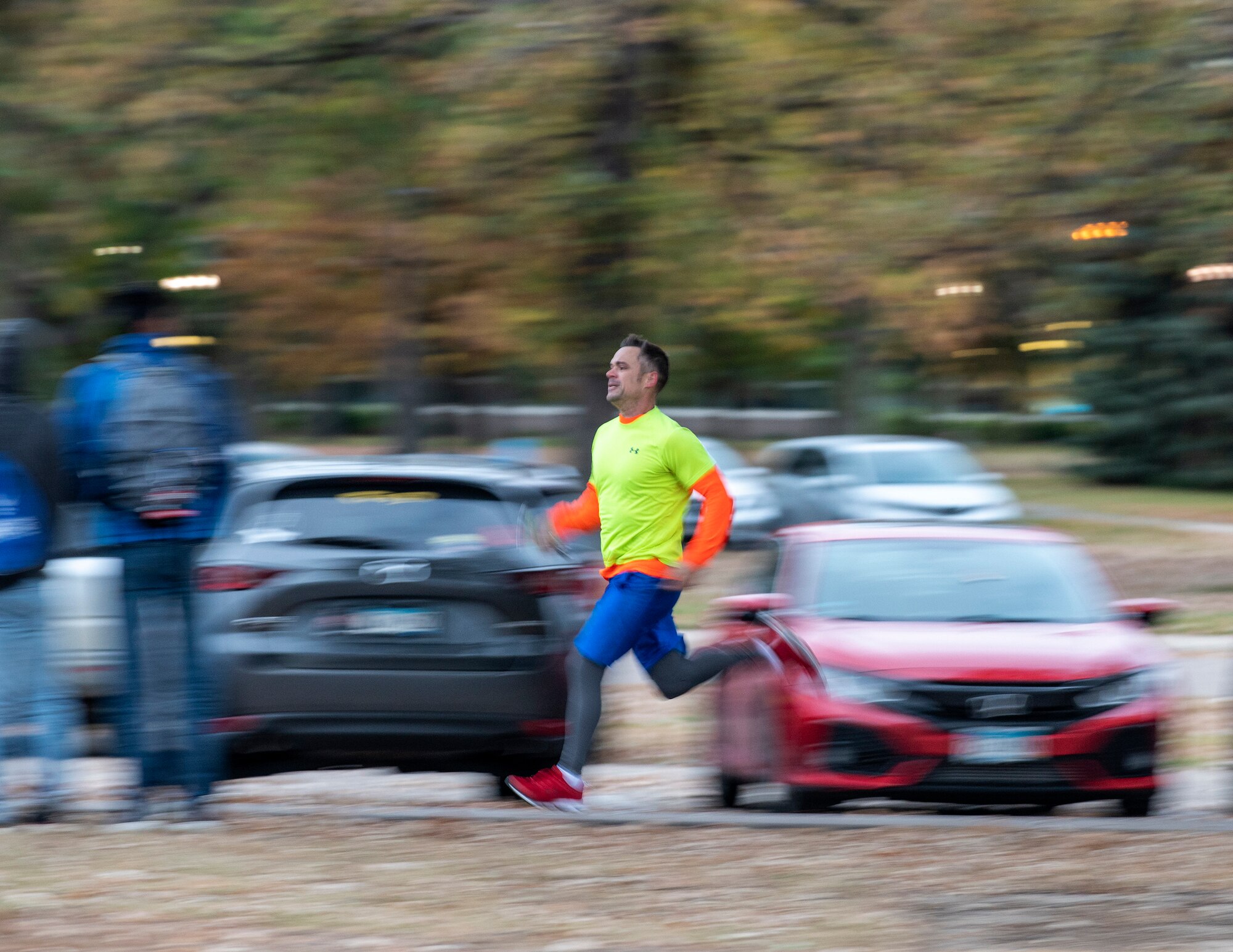 U.S. Air Force Airmen from the 133rd Airlift Wing ran in a relay race in St. Paul., Oct. 16, 2022.
