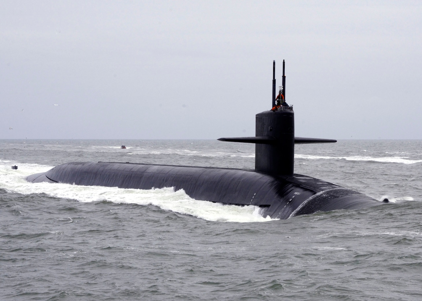 CENTCOM Commander embarks USS West Virginia Ballistic Missile Submarine ...