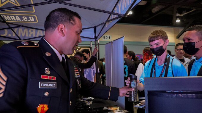 U.S. Army Reserve in Puerto Rico joins USAREC in recruiting efforts