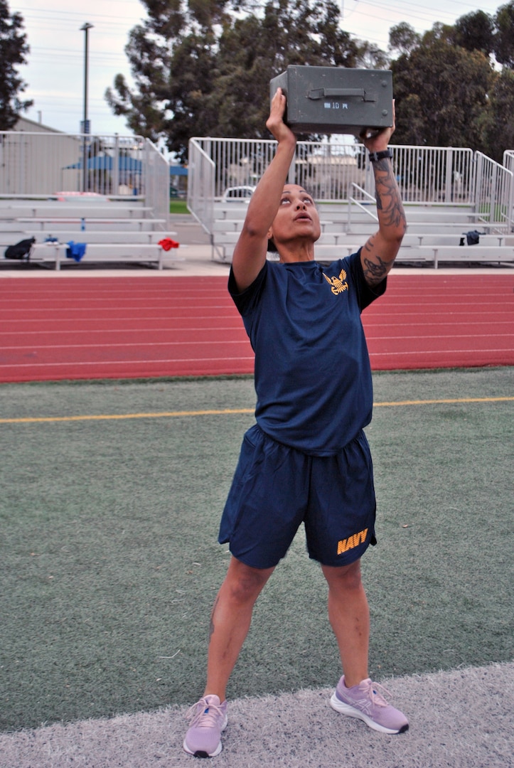 Navy Senior Chief Petty Officer Iona Wolfinger (New Orleans MEPS) performs a physical fitness test in San Diego during the Military Members of the Year competition. Wolfinger was among nine other finalists competing in the annual USMEPCOM competition.