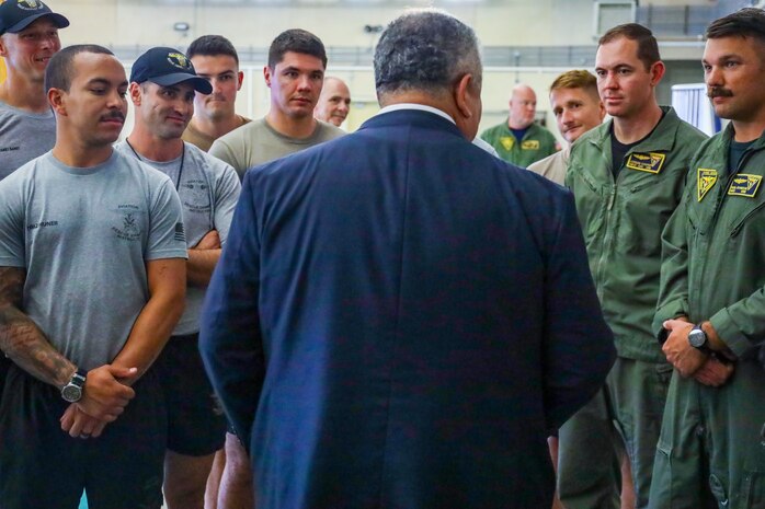 Secretary of the Navy Carlos Del Toro speaks with Sailors during a tour of the Aviation Rescue Swimmer School onboard Naval Air Station (NAS) Pensacola Oct. 13, 2022.
