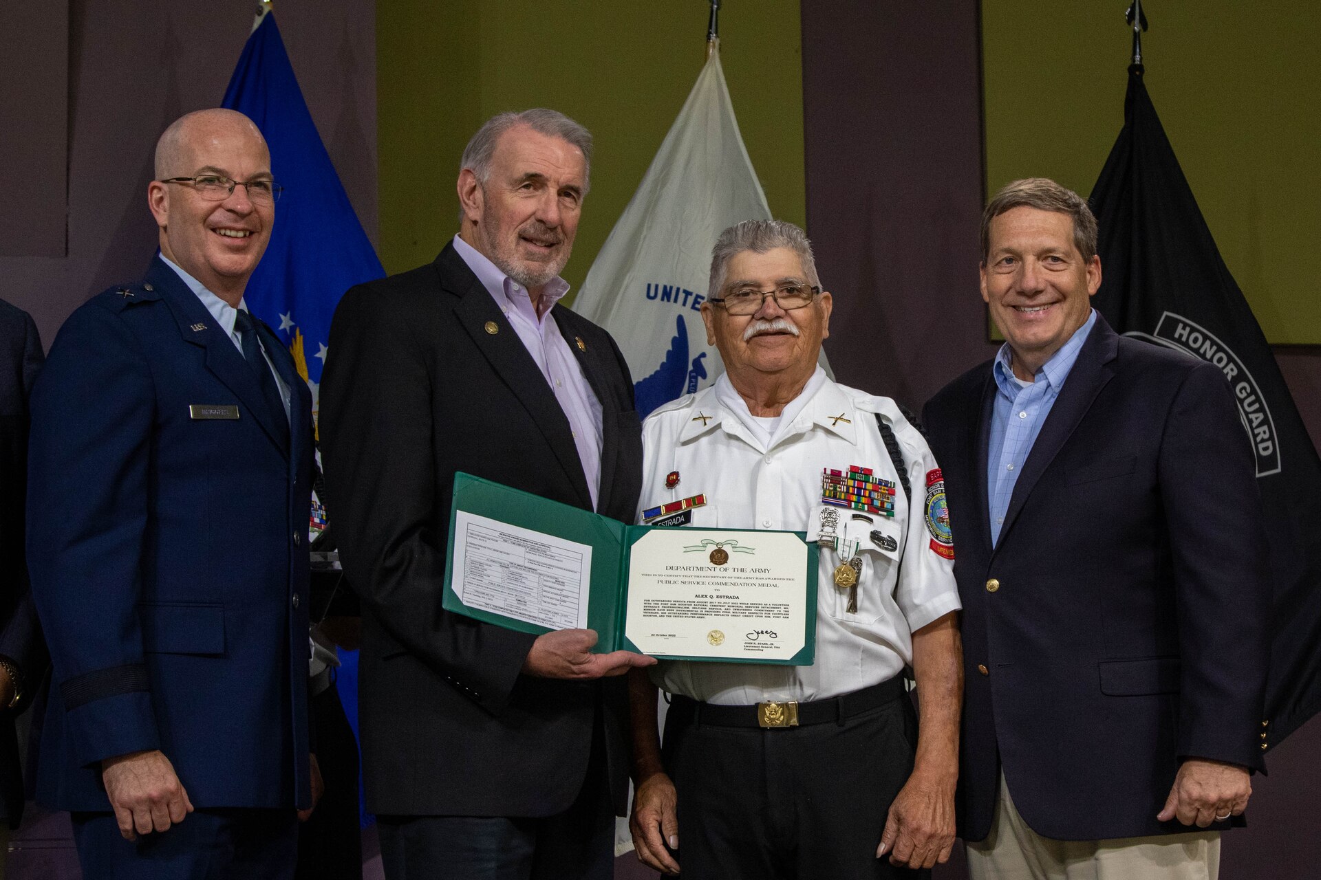 awardee receives award