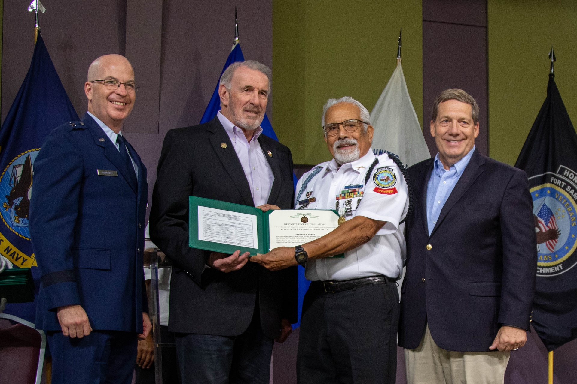 Awardee receives award