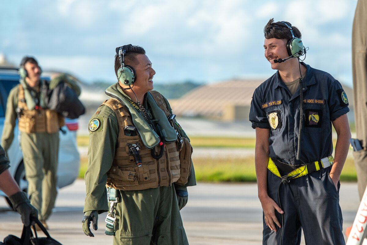 USAF, Navy integrate for Bomber Task Force MineX